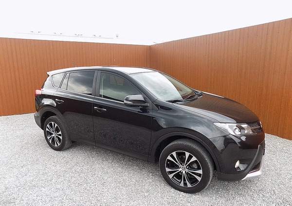 Toyota RAV4 cena 62900 przebieg: 179000, rok produkcji 2015 z Raciąż małe 436